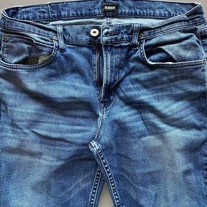 Hudson Byron Straight Cut size 36 jeans